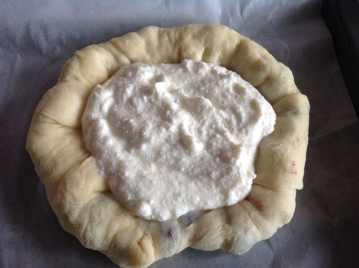 Ватрушки с сюрпризом