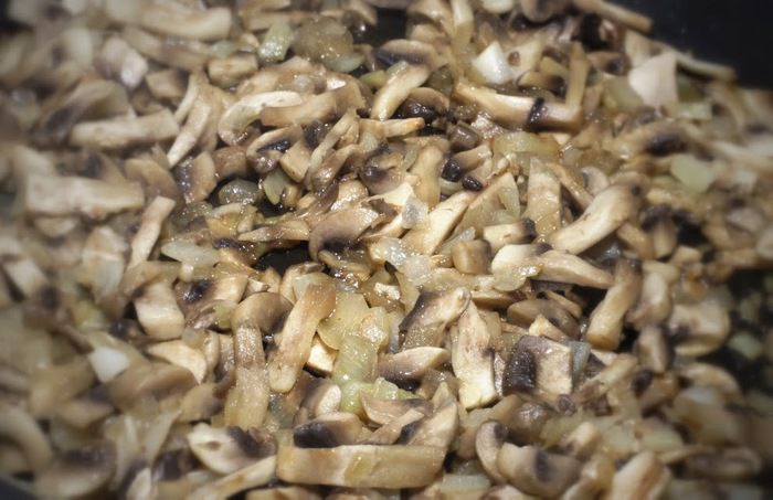 Жульен с курицей и грибами