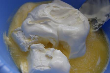 Творожное печенье с корицей