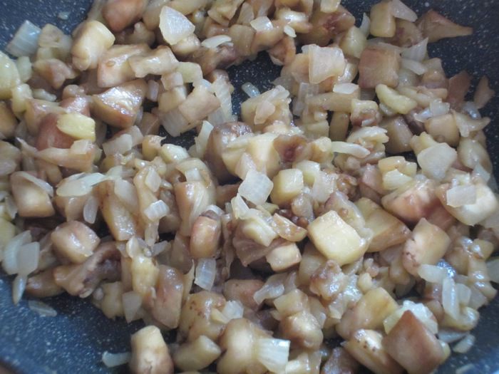 Фаршированные баклажаны  