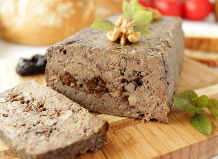 Террин мясной с черносливом и грецким орехом