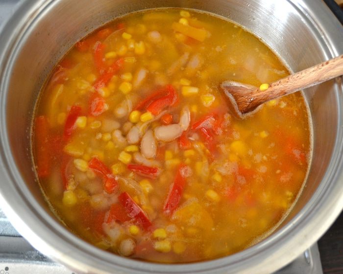 Суккоташ - кукурузно-фасолевая похлебка