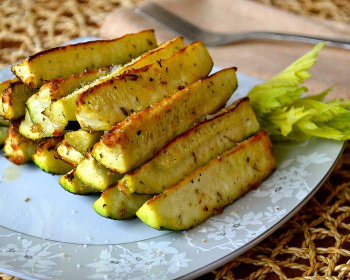 Запеченные ароматные цукини