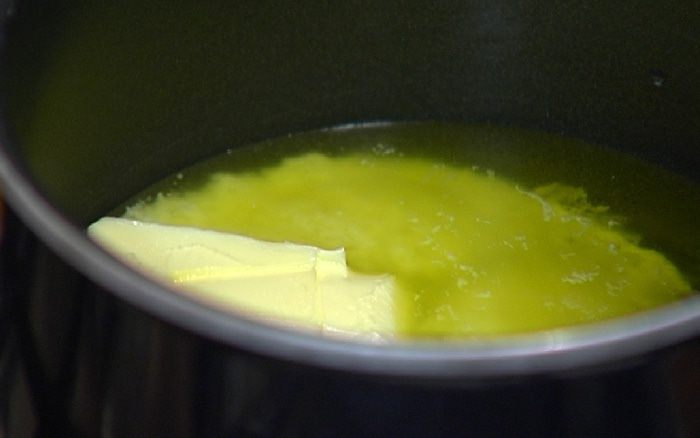 Пахлава со сливами и лавандой