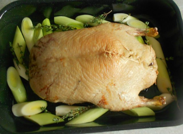 Хрустящая утка с печеными яблочками