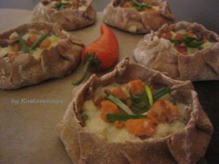 Карельские пирожки с картофелем и рыбой