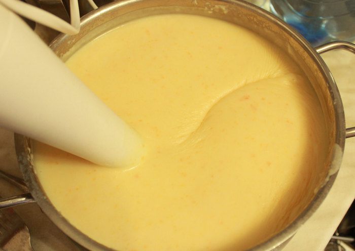 Сырный крем-суп с креветками