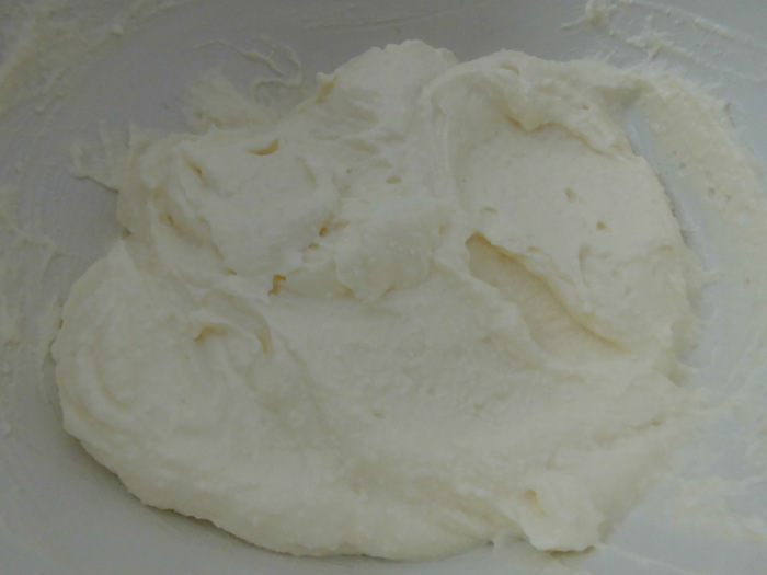 Пряный тыквенный пирог с творожным кремом