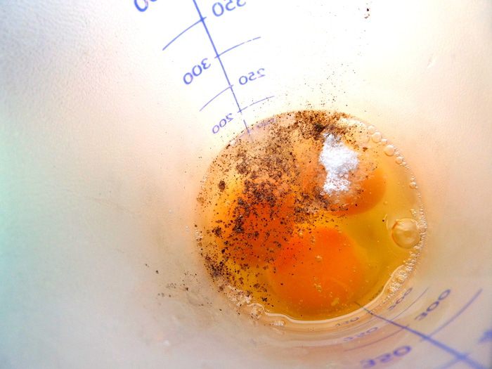 Фриттата с макаронами и шпинатом