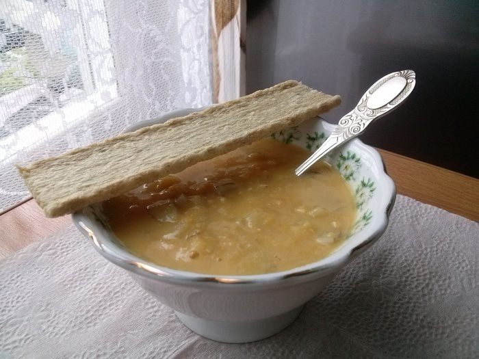 Крем-суп с красной чечевицей и кукурузой