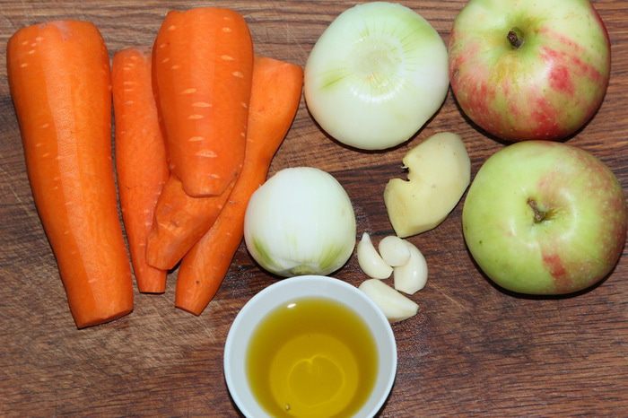 Яблочно-морковный суп-пюре