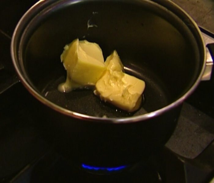 Медовые оладьи с имбирем, гвоздикой и корицей 