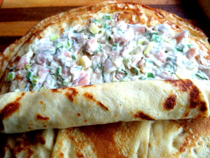 Французские блинчики (crepes) с красной рыбкой 
