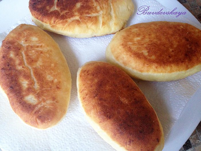 Лангоши с фетой