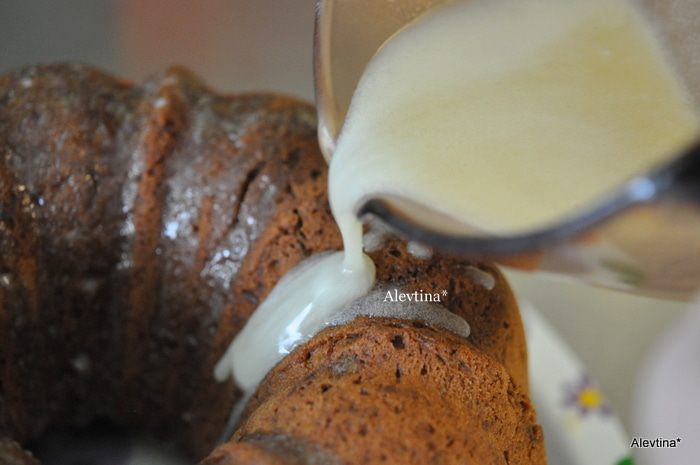 Яблочный кекс с глазурью