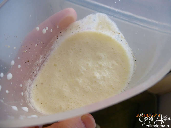 Киш с луком-пореем и сыром Камамбер