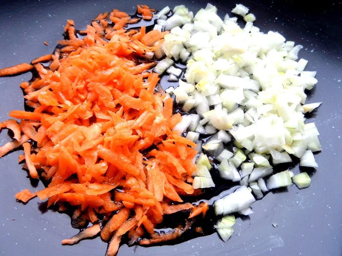 Куриные ножки в домашней аджике