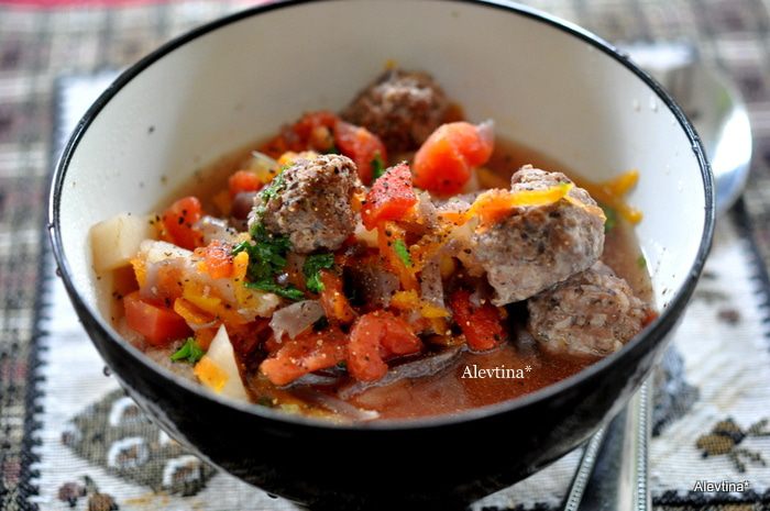  Cуп с фрикадельками из говядины  