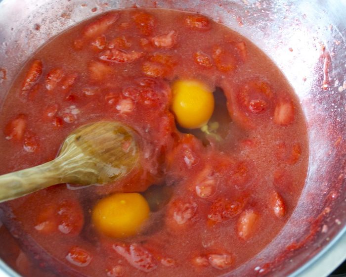 Тарт с клубничным курдом 