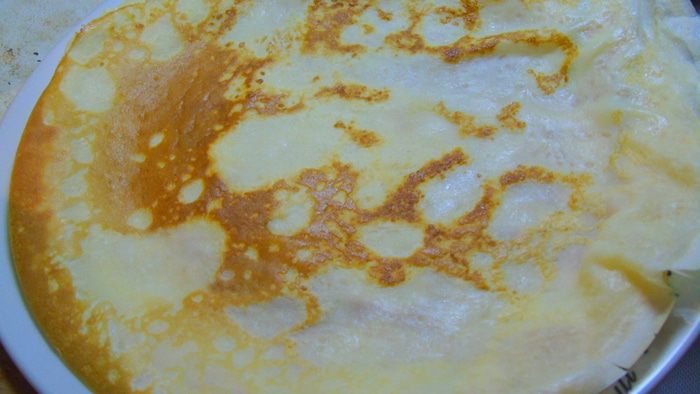 Блины с томлеными грушами