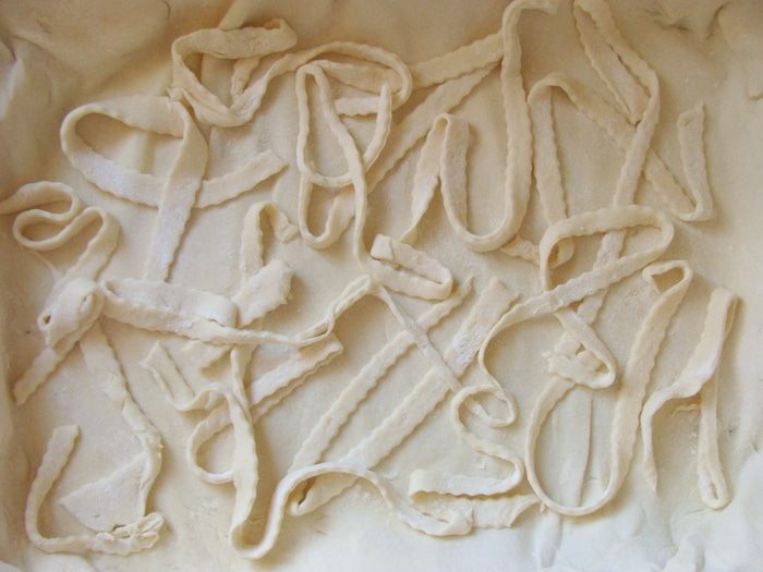 Творожно-белковый пирог с айвой