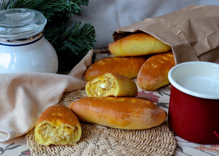 Пирожки духовые с тунцом