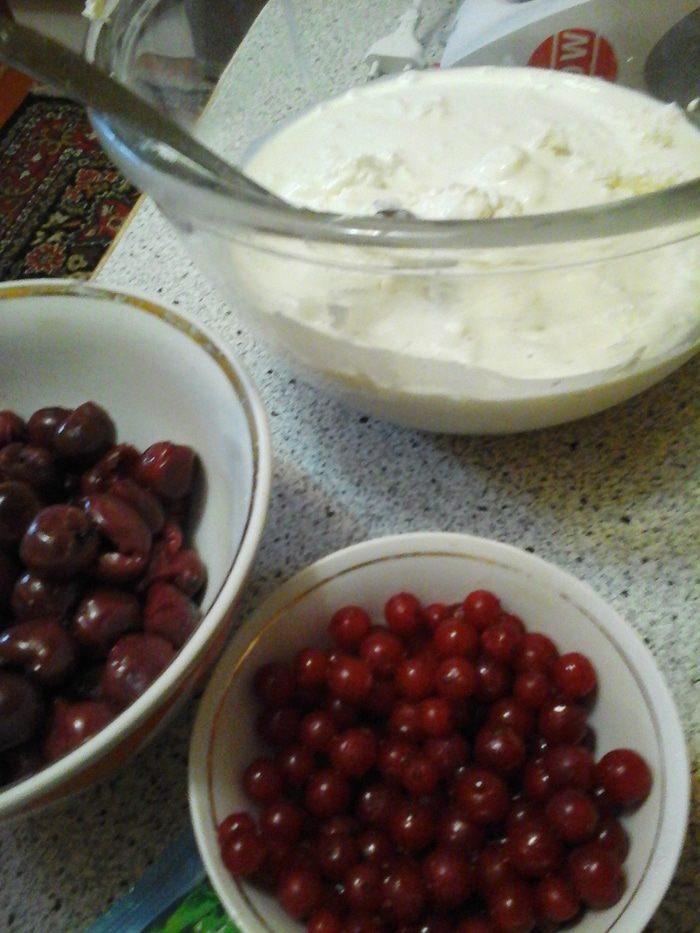 Фруктово-ягодный торт суфле