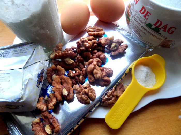 Брауни с грецкими орехами