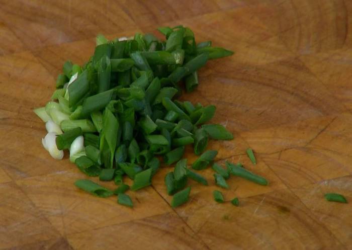 Треска в кленовом сиропе под соусом из кураги