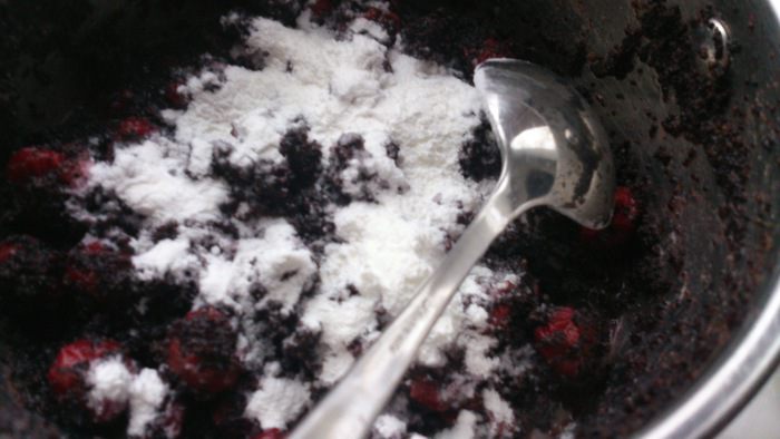 Каннеллони с маково-вишневой начинкой