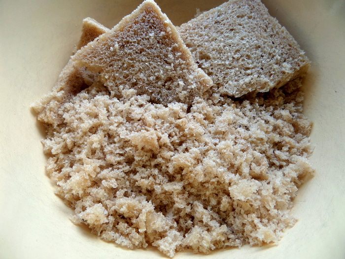 Хлебные корзиночки с паштетом из печени и сыра