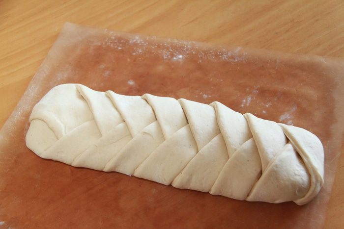 Шведская коричная коса 