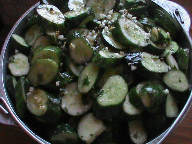 Закуска из огурцов 