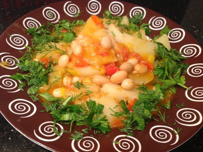 Овощное рагу с фасолью