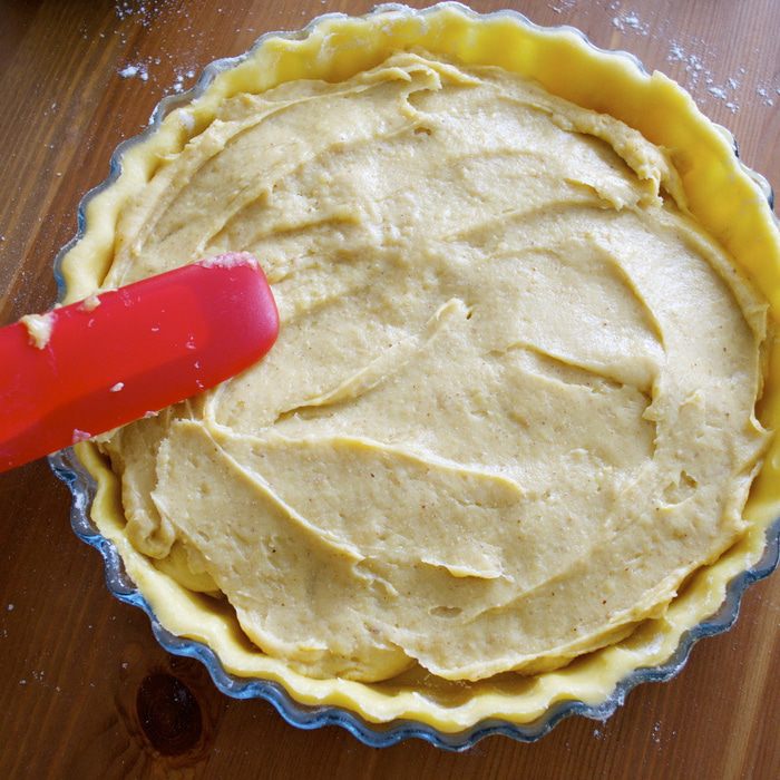 Открытый пирог с кремом франжипан (Crostata con crema Frangipane)