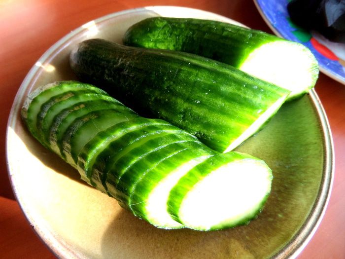 Рыбное канапе на маринованных яйцах