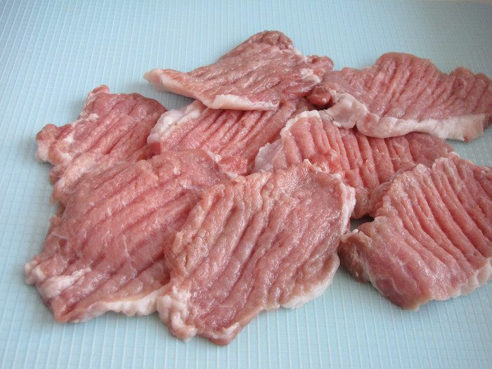 Свиные отбивные по-пармски