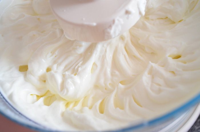 Тирамису с творожным кремом и миндальным печеньем