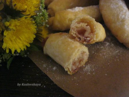 Кифлики слоеные (на виски)