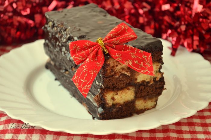 &amp;quot;Шахматный&amp;quot; бисквитный кекс