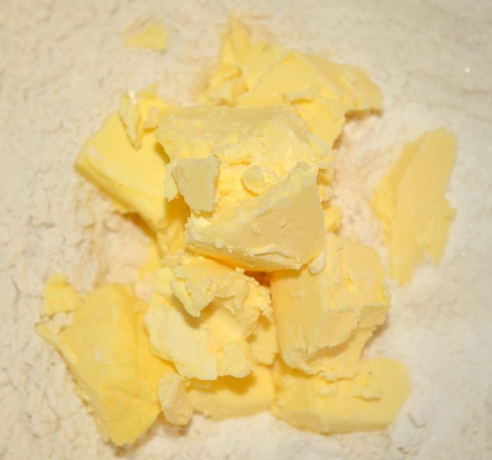 Шоколадные пирожки по экспресс-рецепту