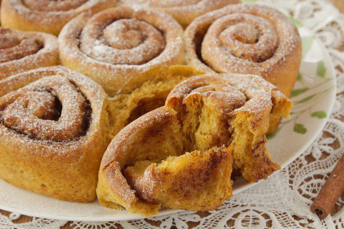 Тыквенные булочки с корицей