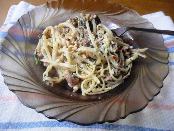 Спагетти с тунцом