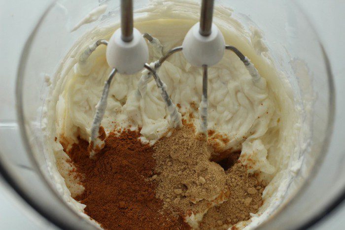 Чизкейк с пряностями и глинтвейном