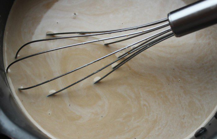 Кофейно-ромовая панна котта с соусом Тоффи