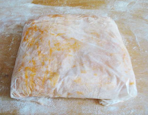 Томатное слоеное тесто