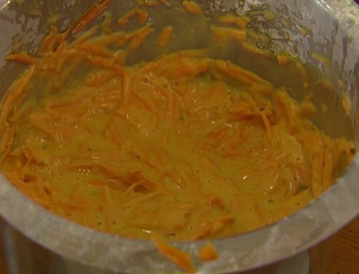 Морковные кексы с апельсином и грецкими орехами