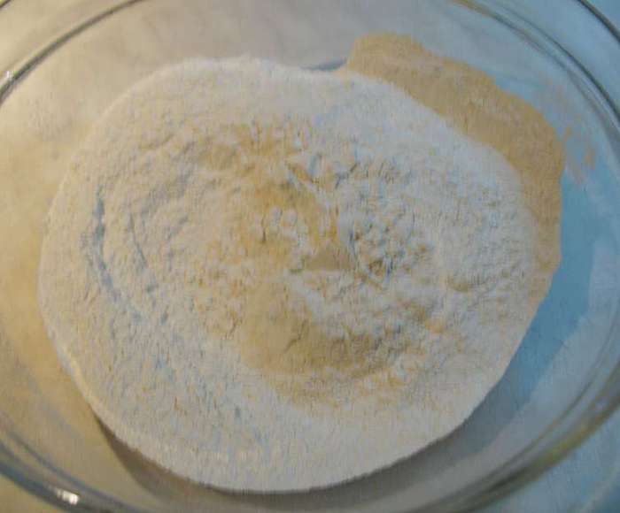 Лимонно-маковый кекс с миндалем