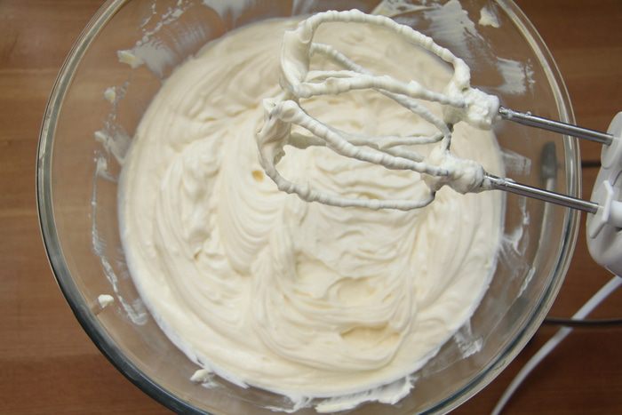 Чизкейк с корицей, яблоком и сахарным пеканом