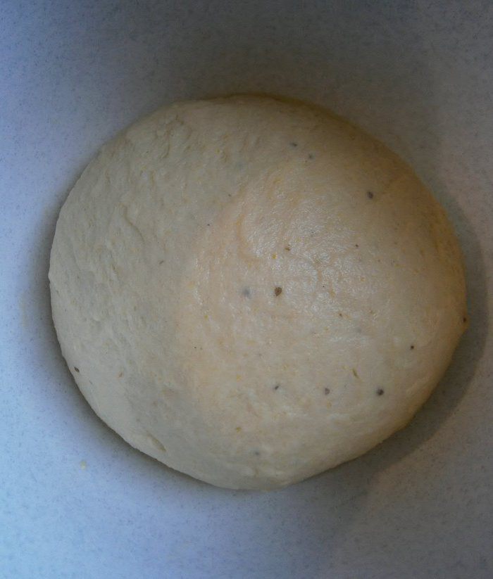 Булочки из волшебного теста с сыром